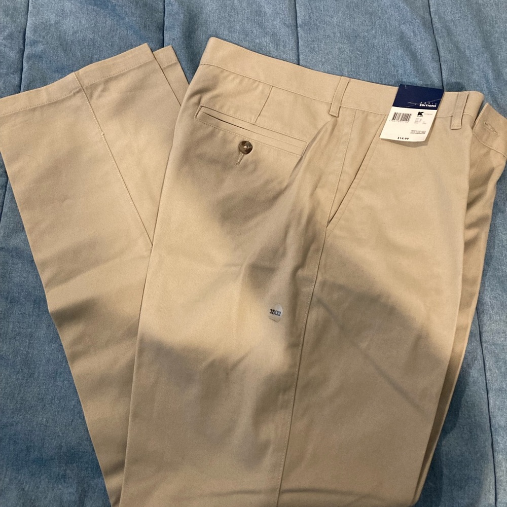 NEW NWT Basic Editions 32 x 32 mens khakis tan